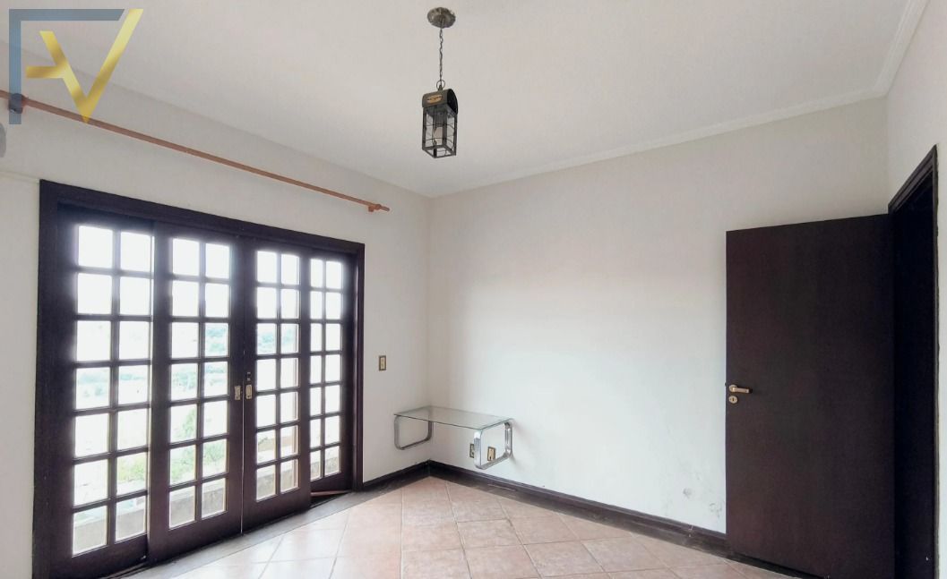 Casa, 3 quartos, 372 m² - Foto 31