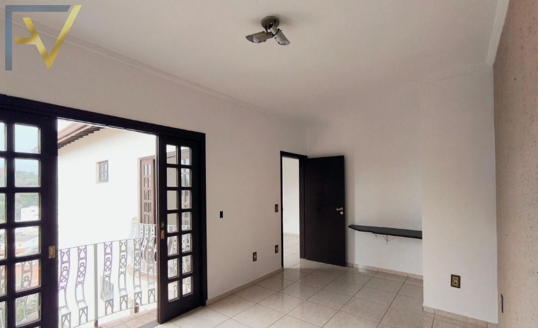 Casa, 3 quartos, 372 m² - Foto 26
