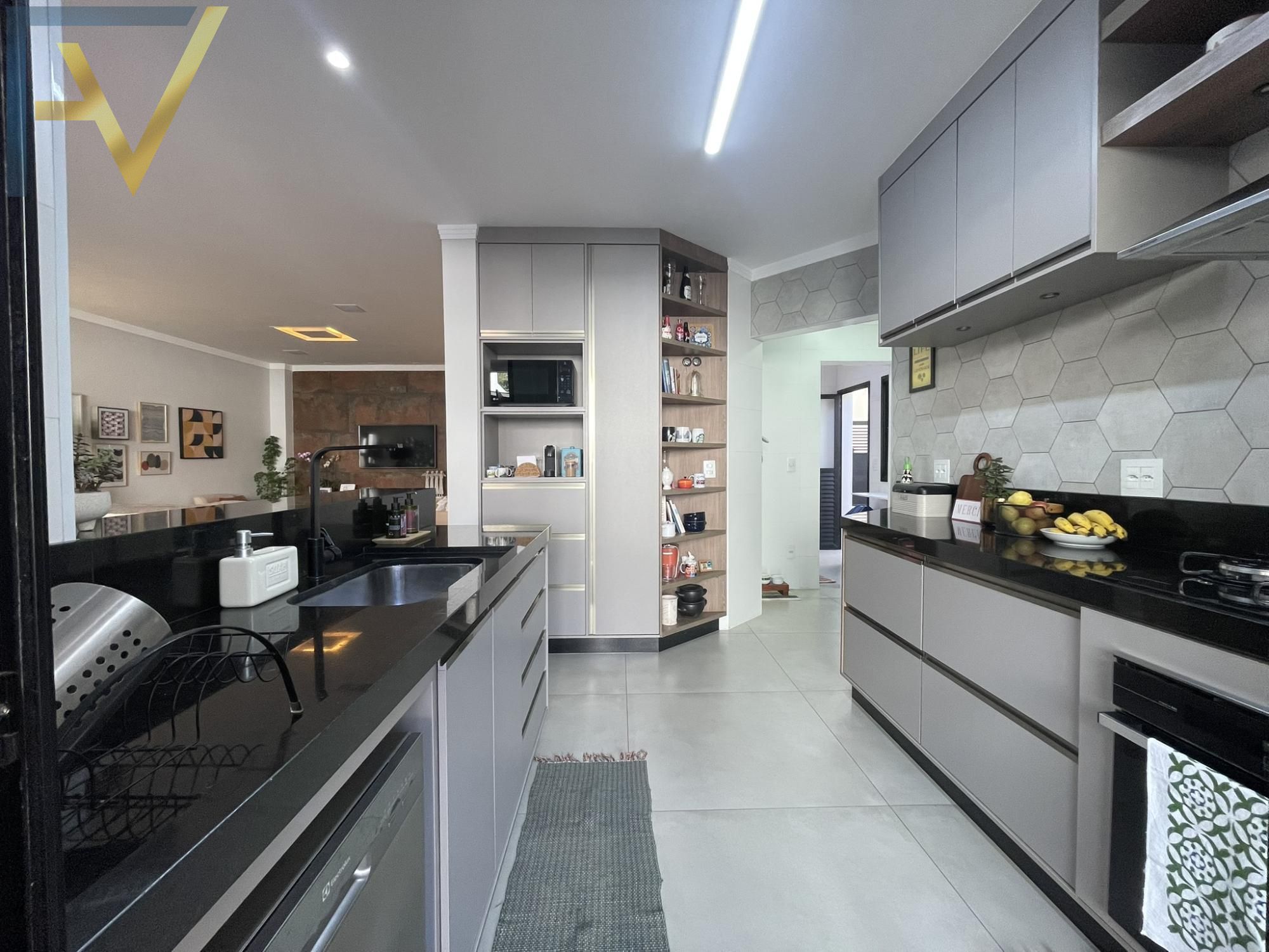 Casa, 3 quartos, 270 m² - Foto 19