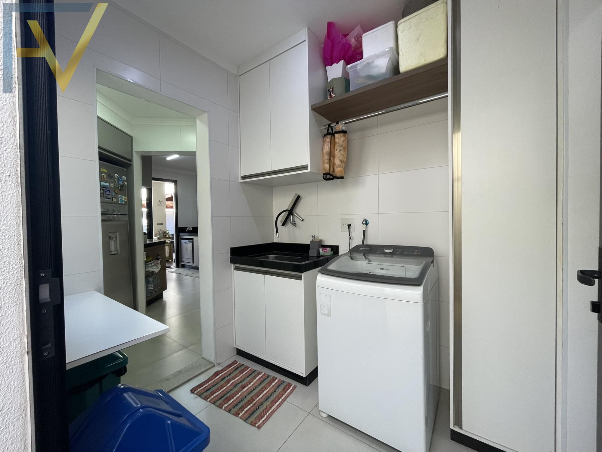 Casa, 3 quartos, 270 m² - Foto 25