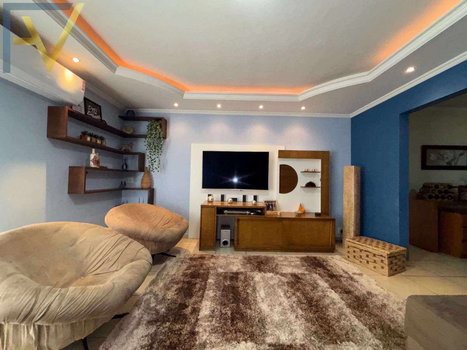 Casa, 3 quartos, 151 m² - Foto 1