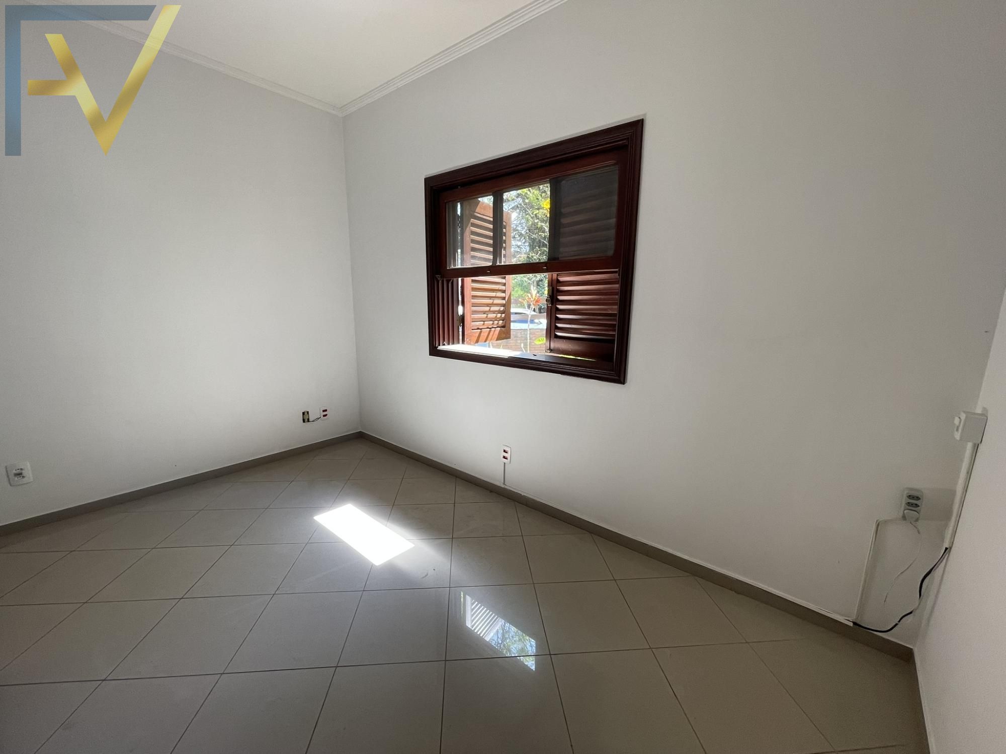 Casa, 4 quartos, 330 m² - Foto 28