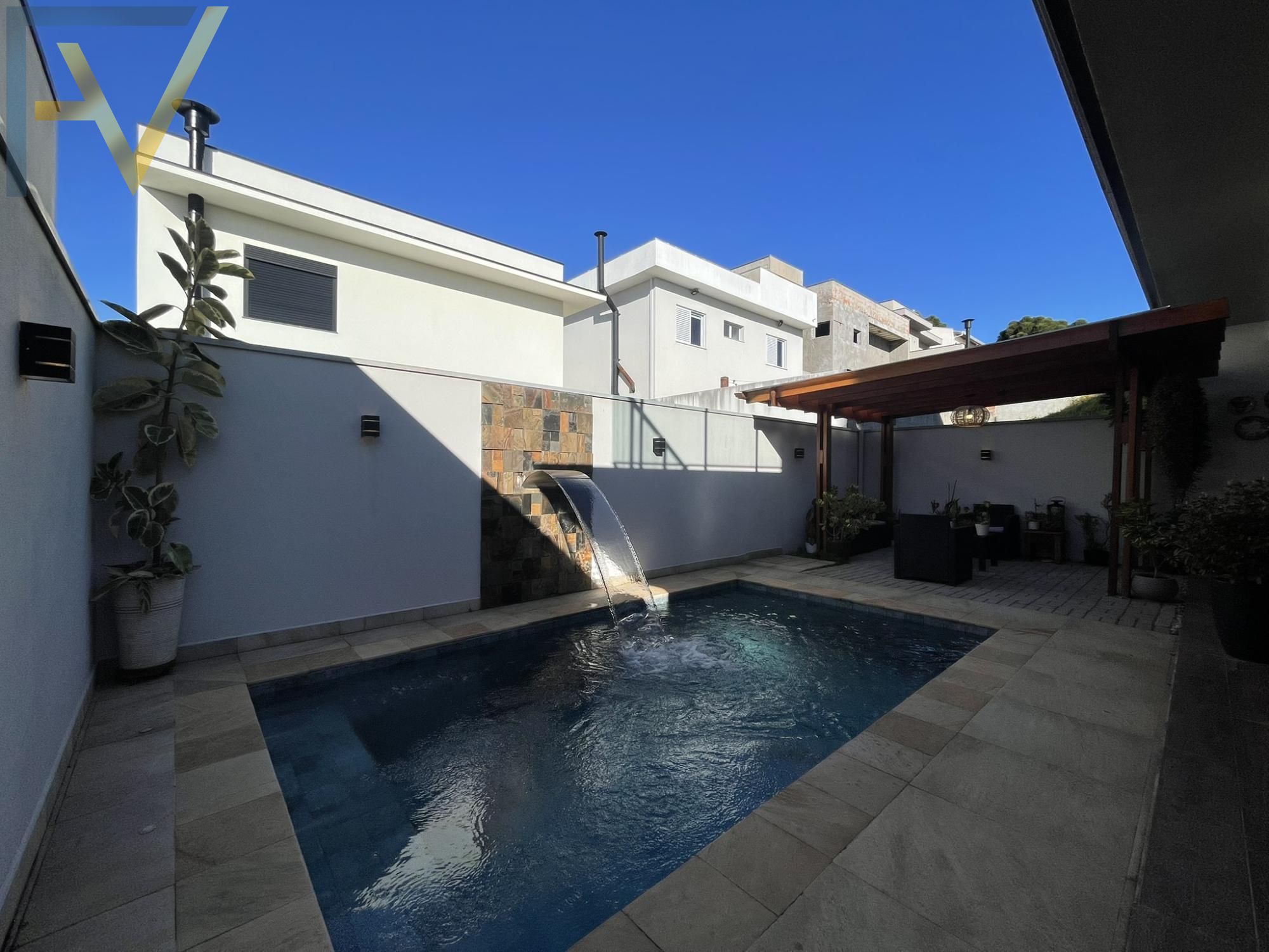 Casa, 3 quartos, 270 m² - Foto 4