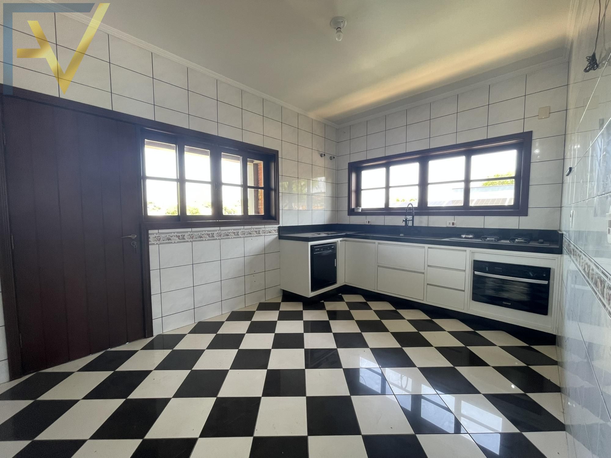 Casa, 4 quartos, 330 m² - Foto 11