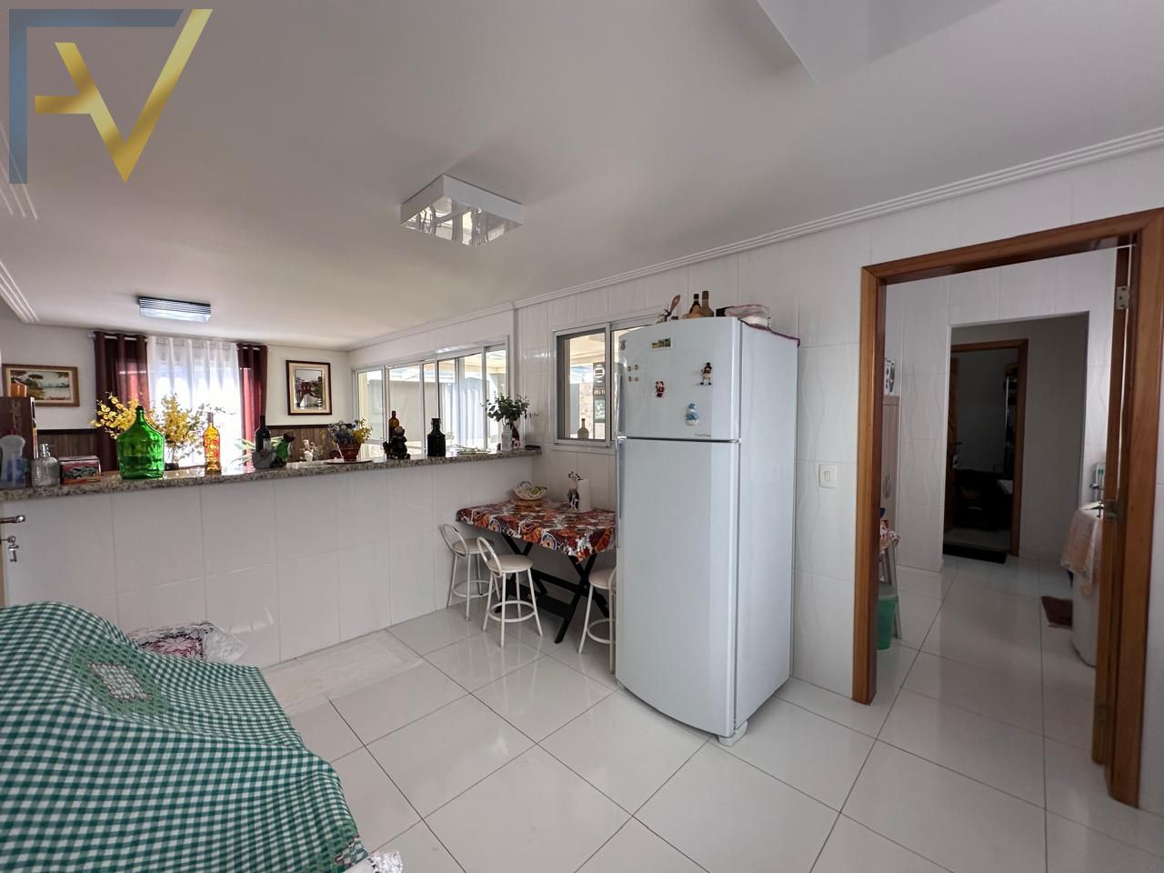 Casa, 4 quartos, 250 m² - Foto 22