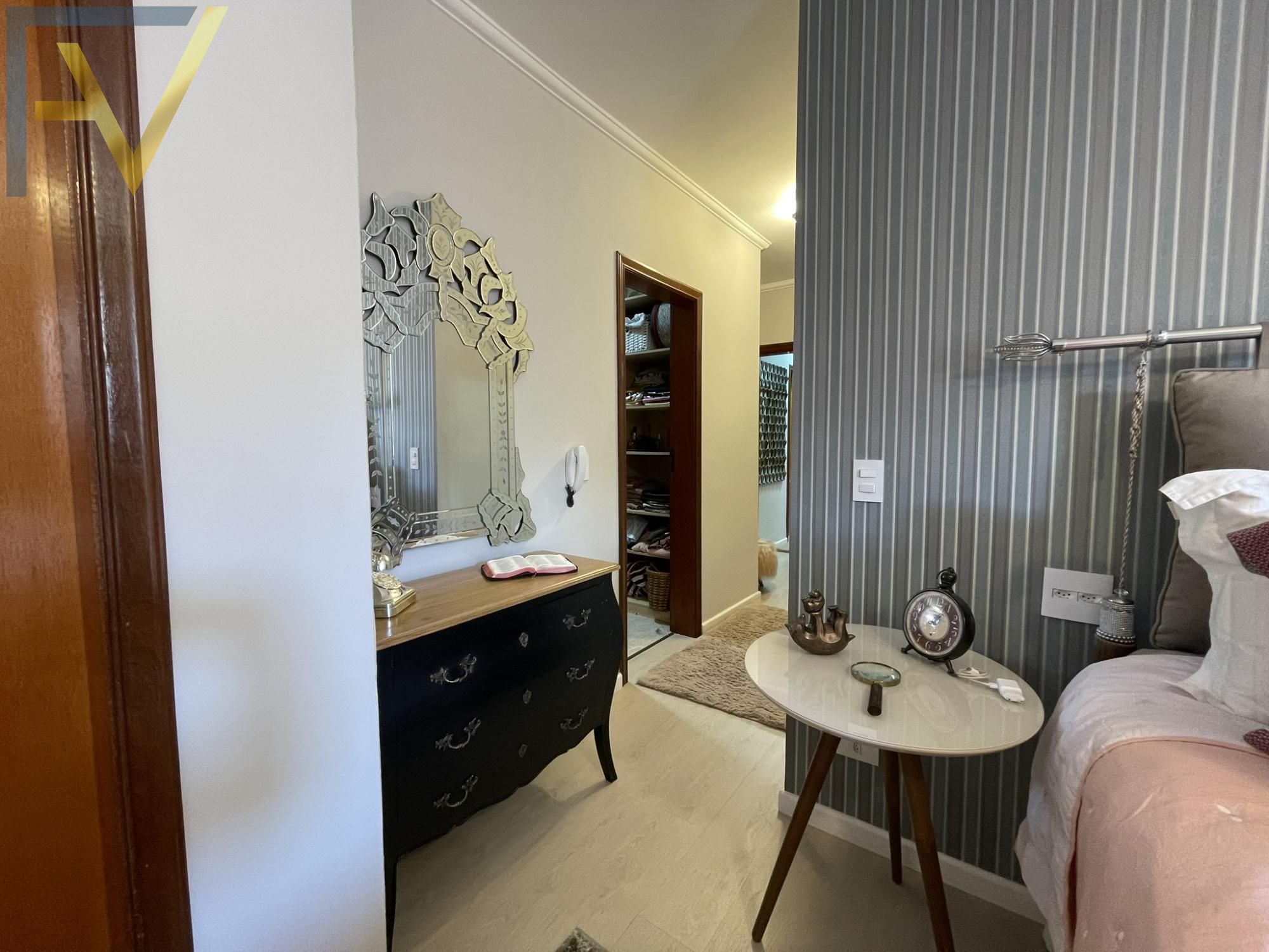 Casa, 4 quartos, 265 m² - Foto 56