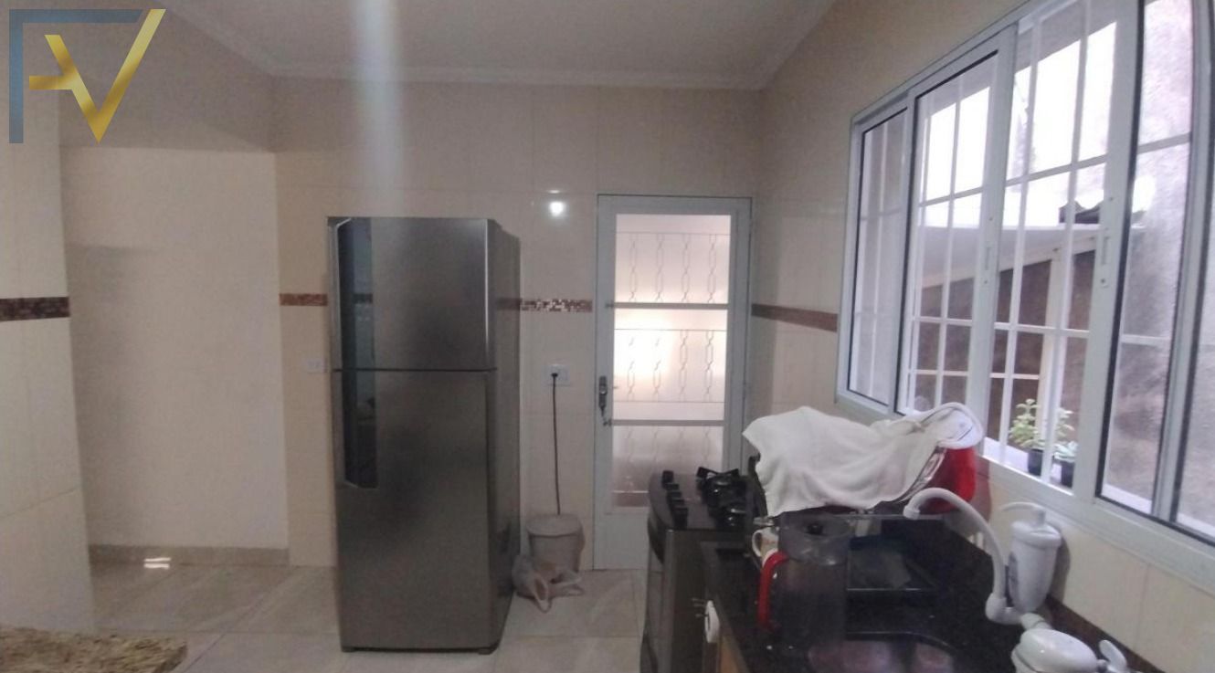 Casa, 4 quartos, 191 m² - Foto 4