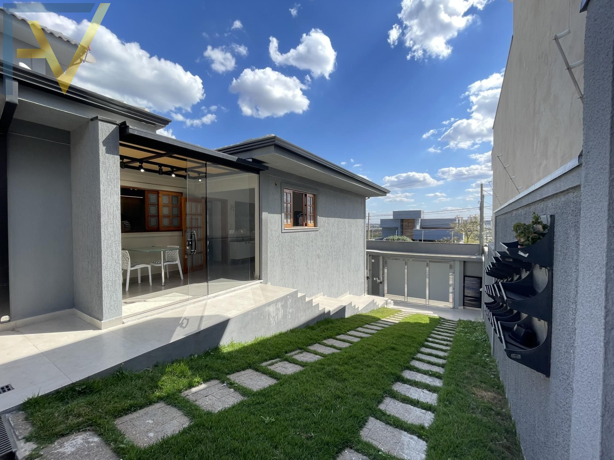 Casa, 4 quartos, 265 m² - Foto 8