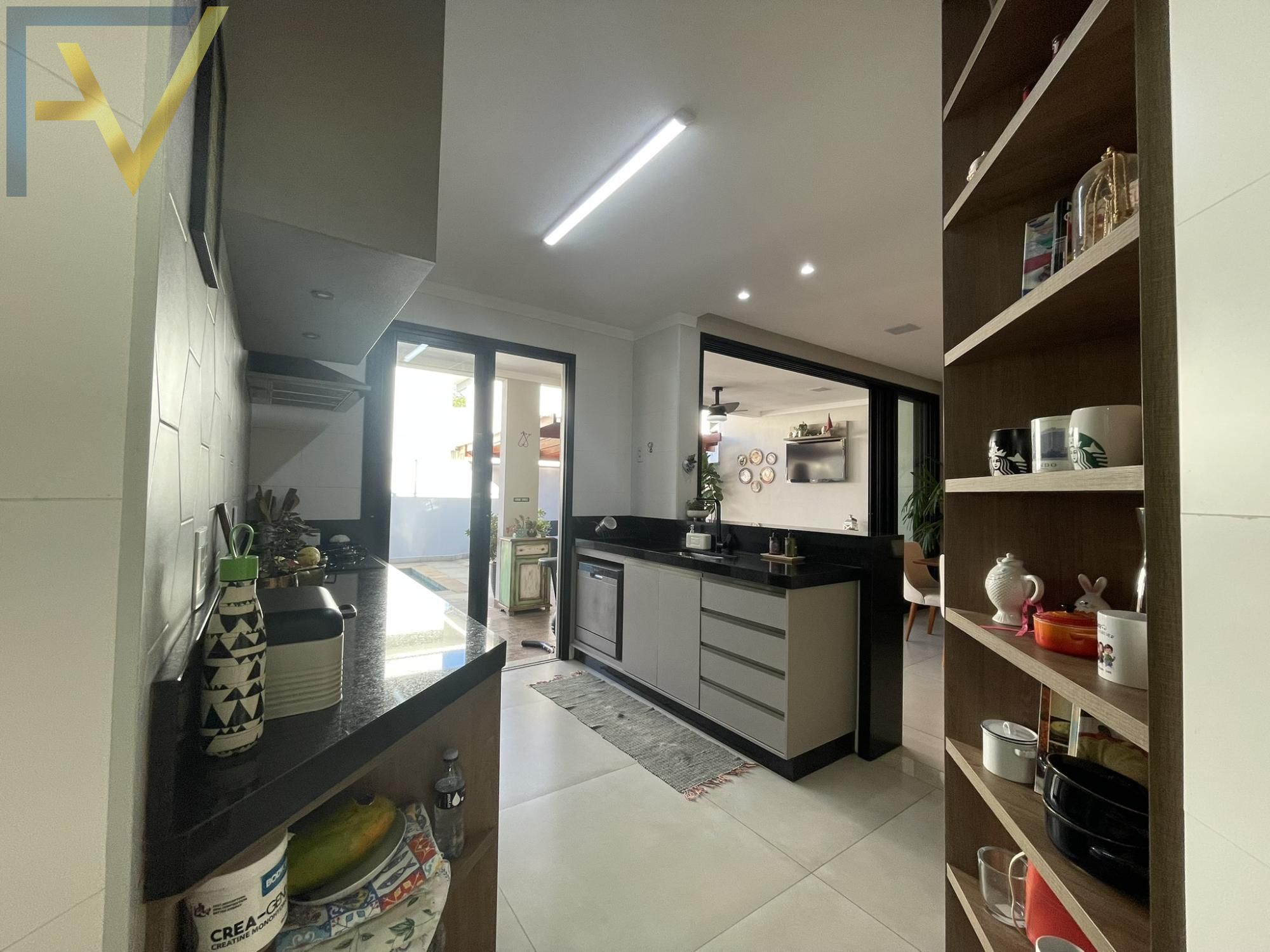 Casa, 3 quartos, 270 m² - Foto 20