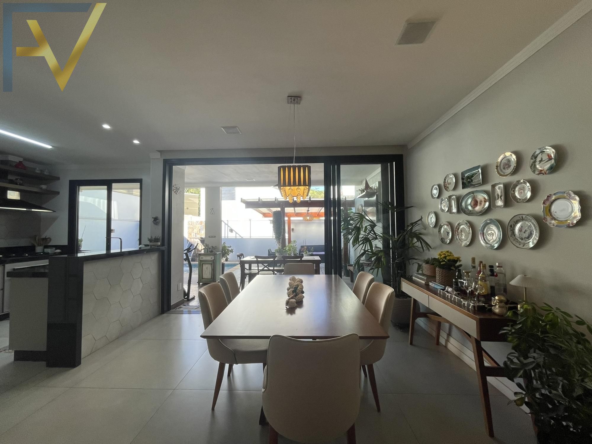 Casa, 3 quartos, 270 m² - Foto 28