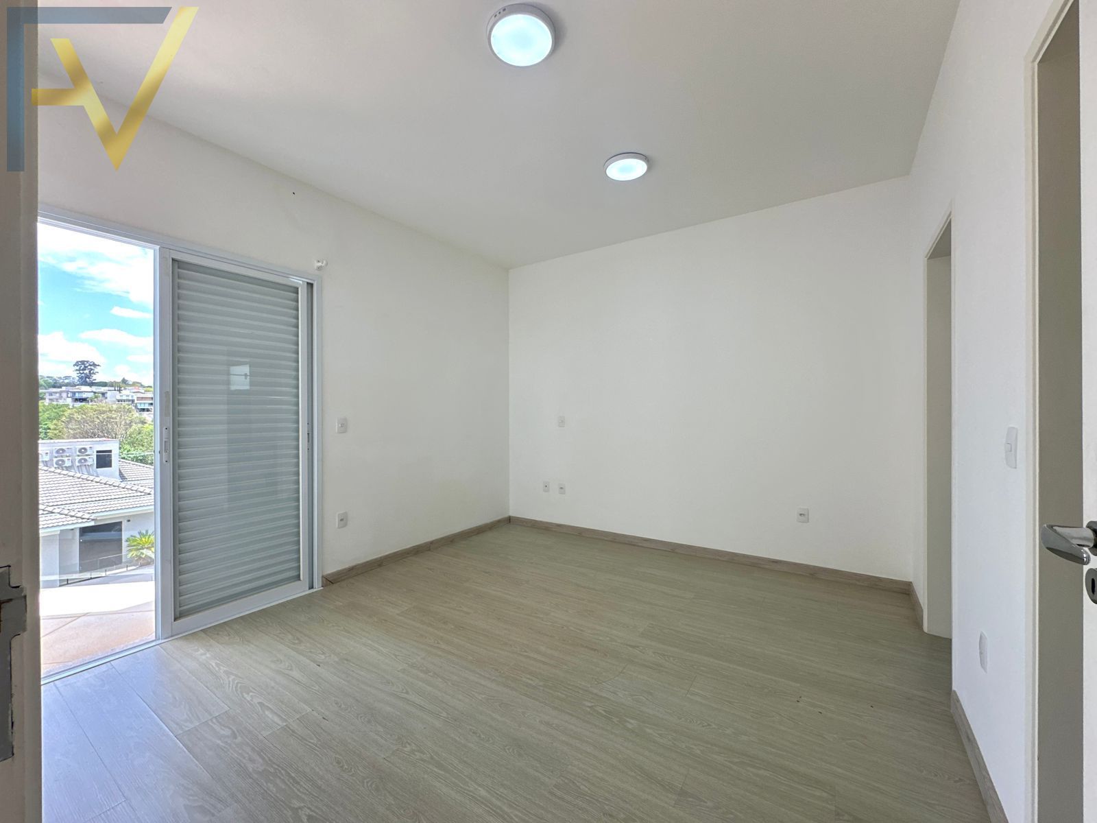 Casa, 4 quartos, 330 m² - Foto 13