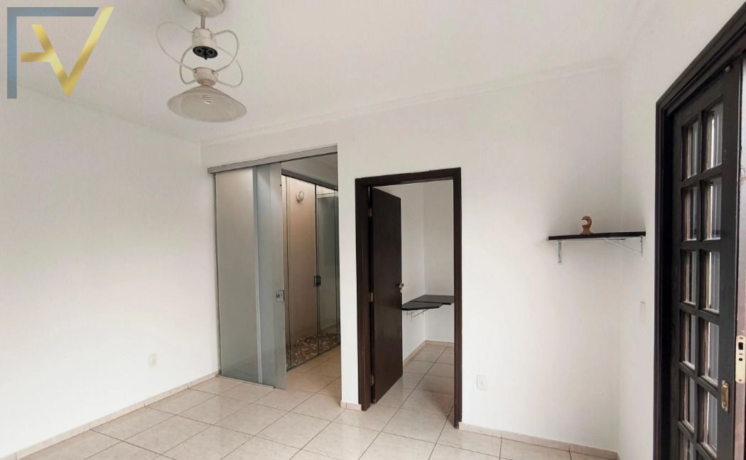 Casa, 3 quartos, 372 m² - Foto 6