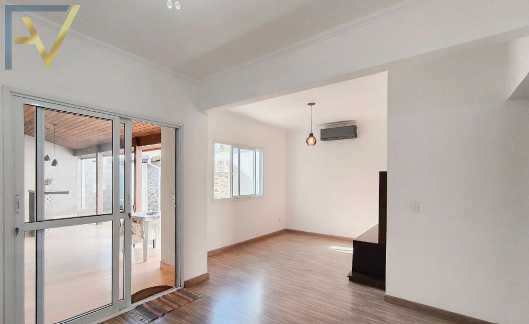 Casa, 4 quartos, 200 m² - Foto 12