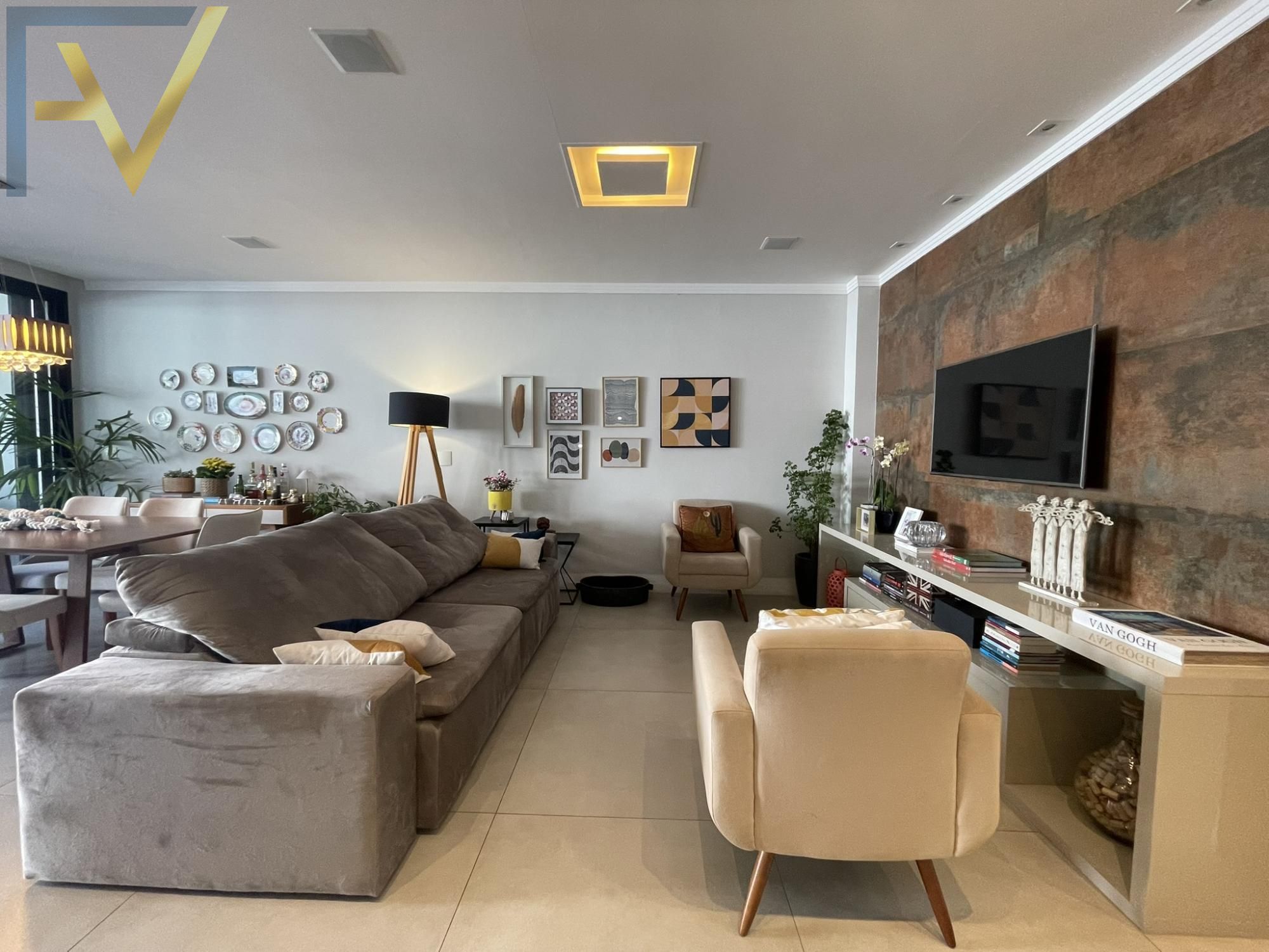 Casa, 3 quartos, 270 m² - Foto 33
