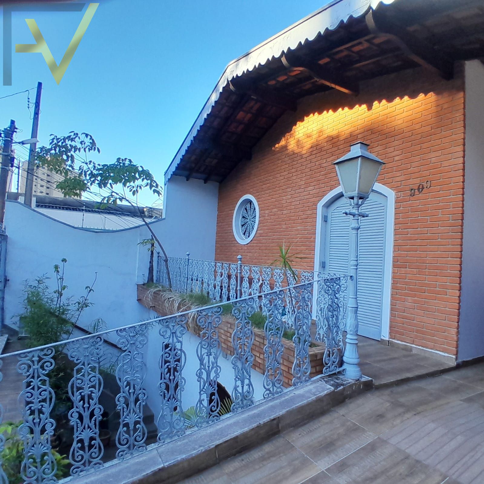 Casa, 4 quartos, 193 m² - Foto 1