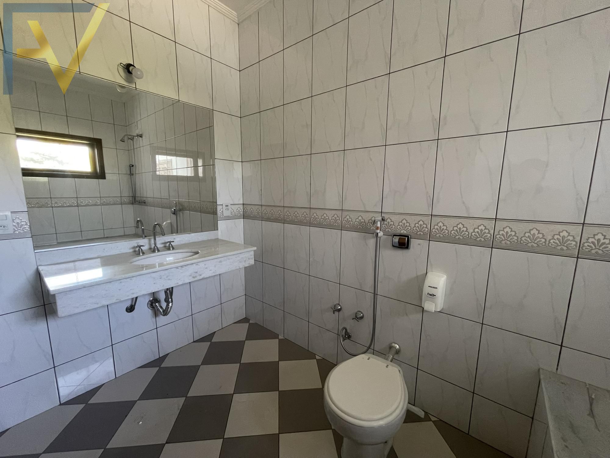 Casa, 4 quartos, 330 m² - Foto 30