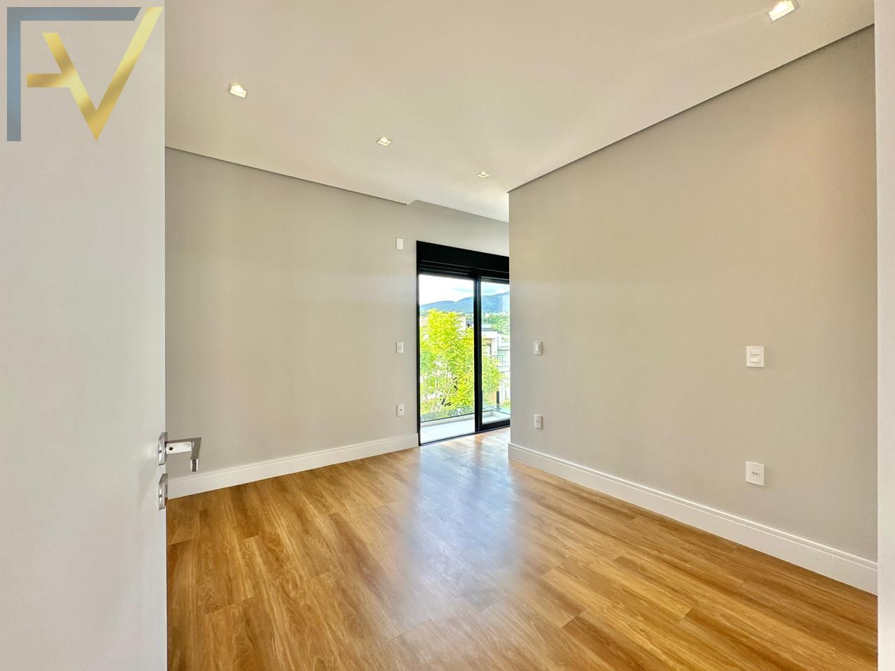 Casa, 3 quartos, 300 m² - Foto 29
