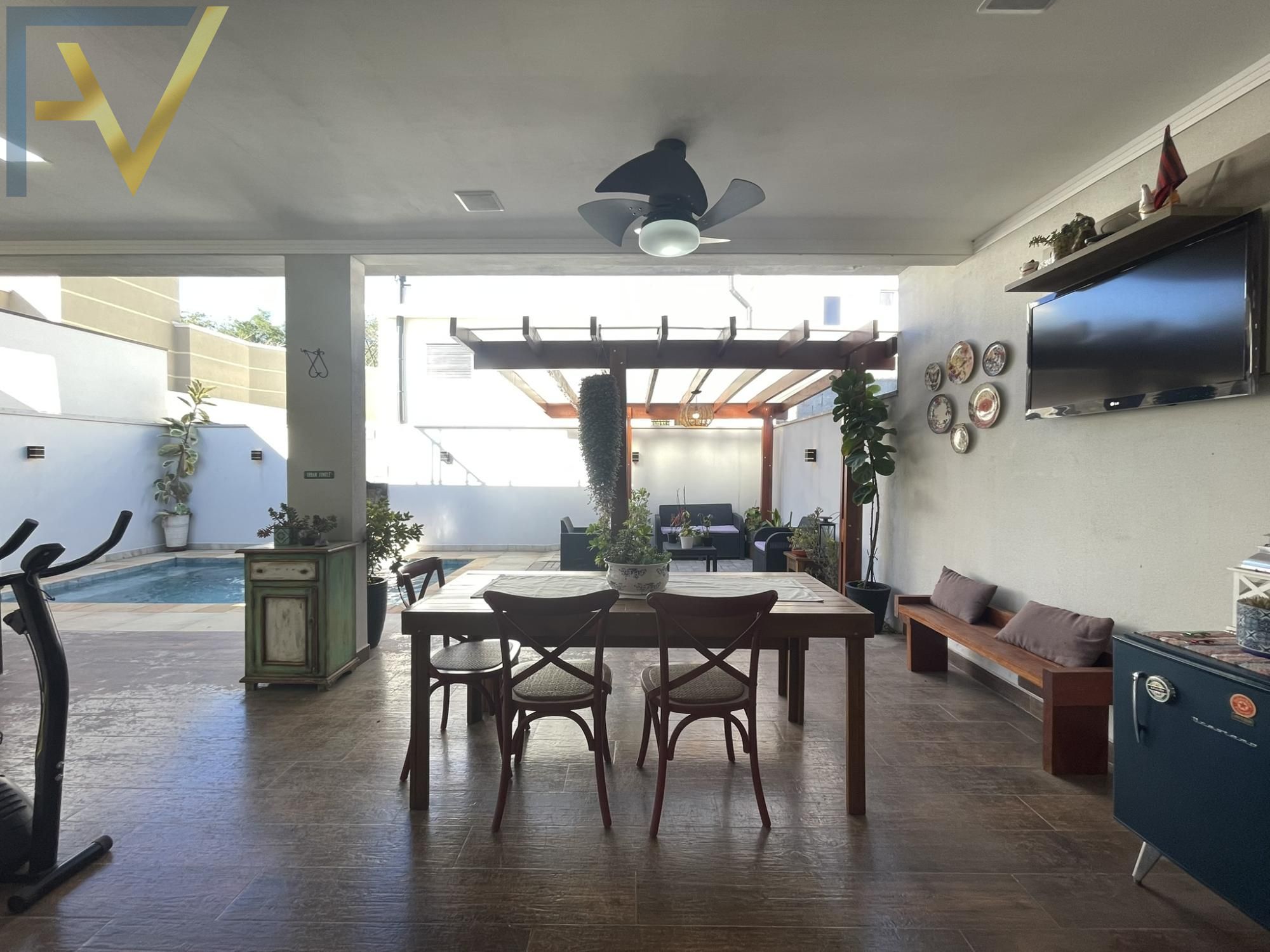 Casa, 3 quartos, 270 m² - Foto 21