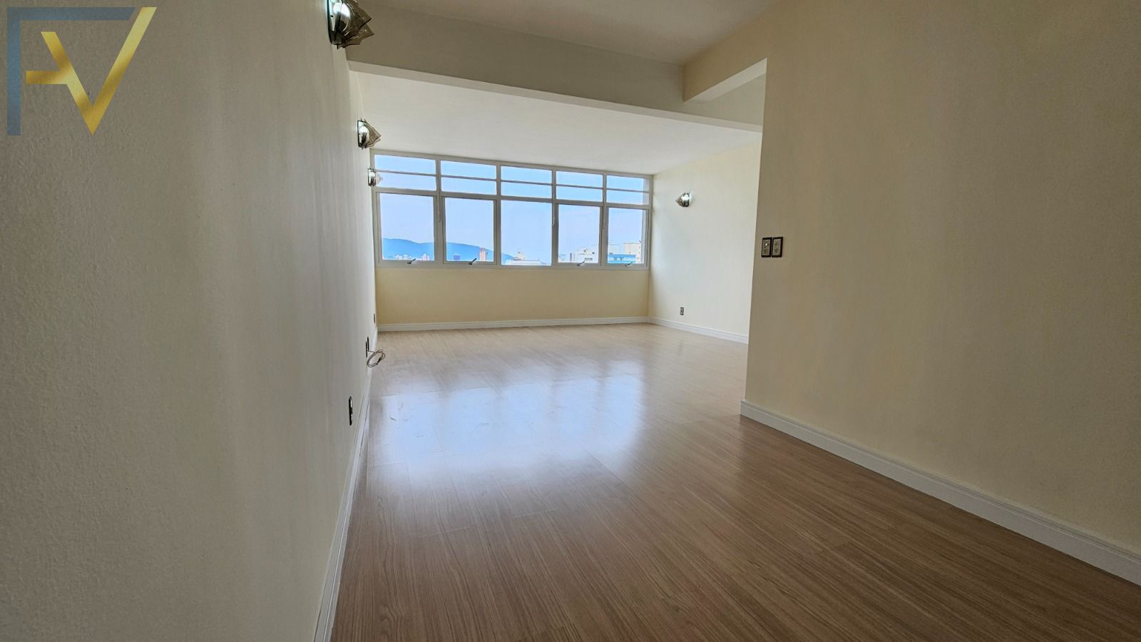 Apartamento, 3 quartos, 160 m² - Foto 1