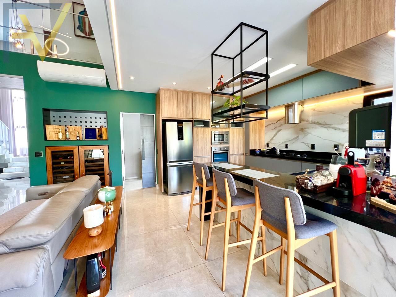 Casa, 3 quartos, 240 m² - Foto 2