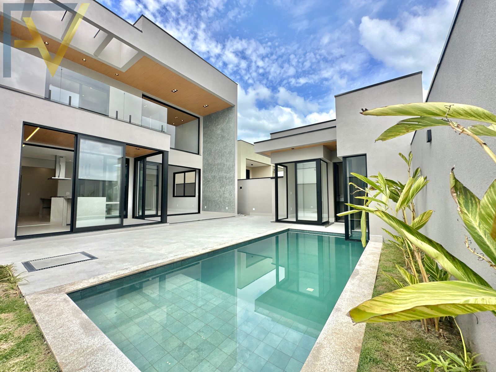 Casa, 3 quartos, 300 m² - Foto 1