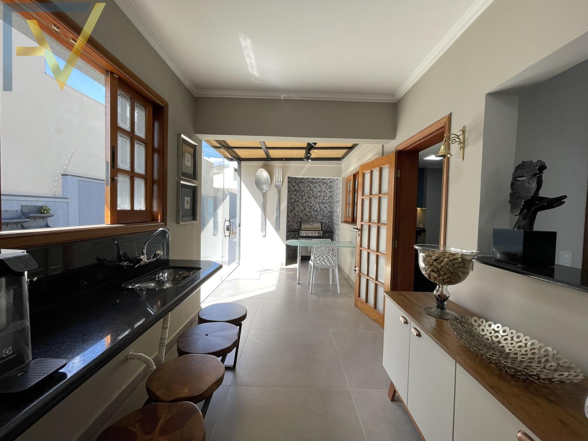 Casa, 4 quartos, 265 m² - Foto 21
