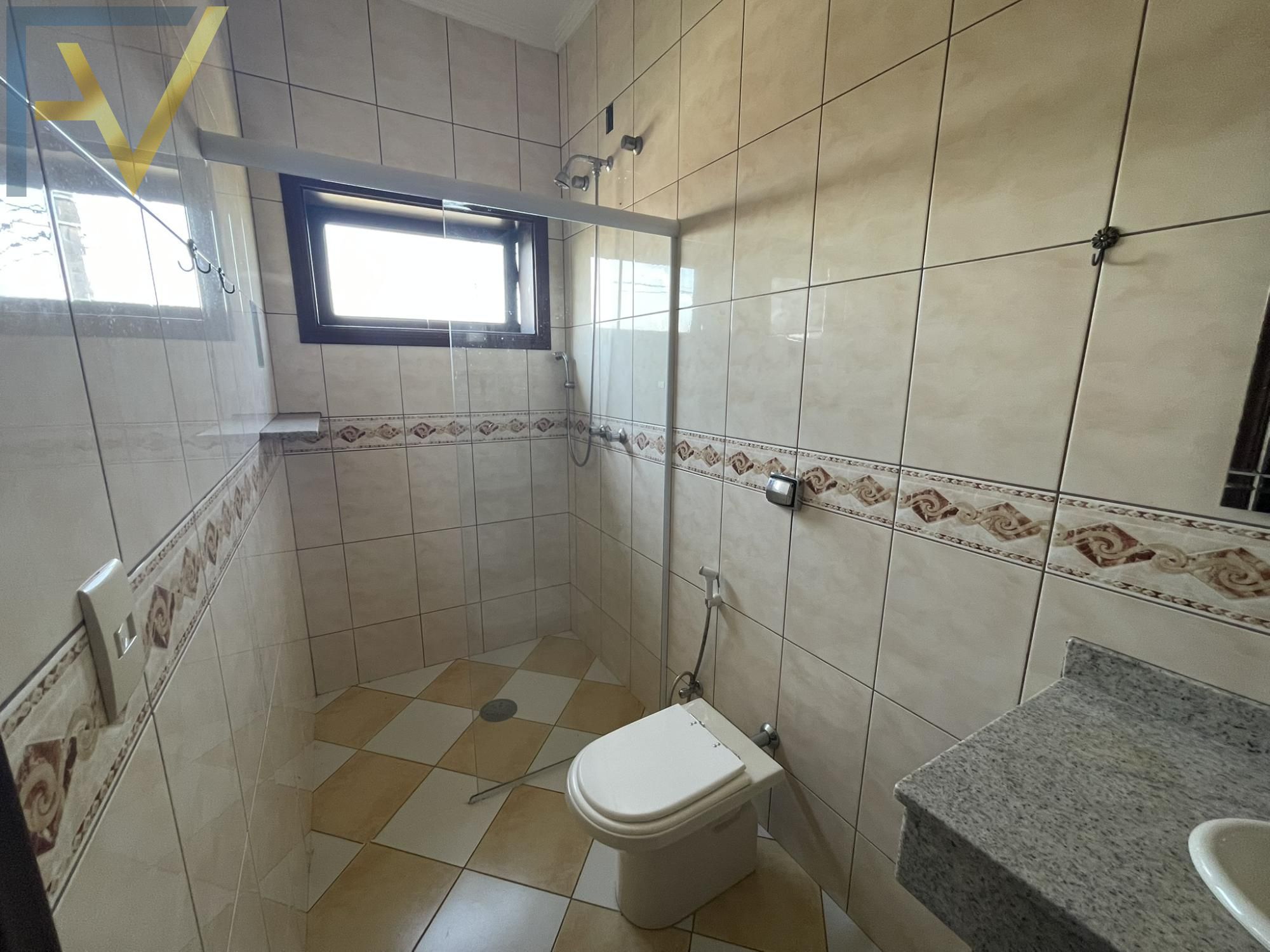 Casa, 4 quartos, 330 m² - Foto 22
