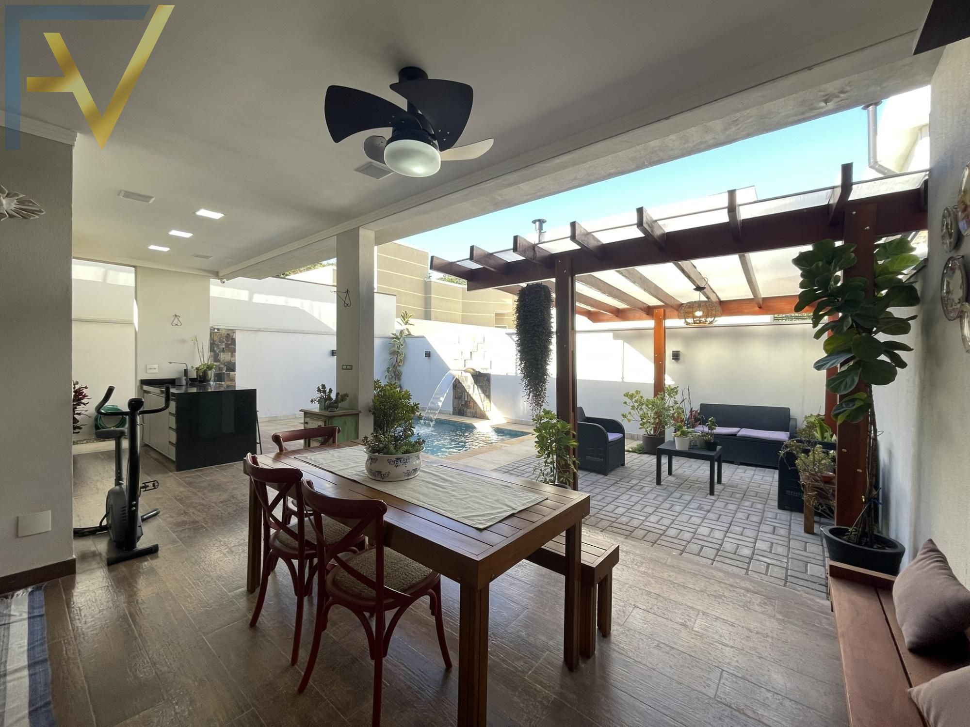 Casa, 3 quartos, 270 m² - Foto 13