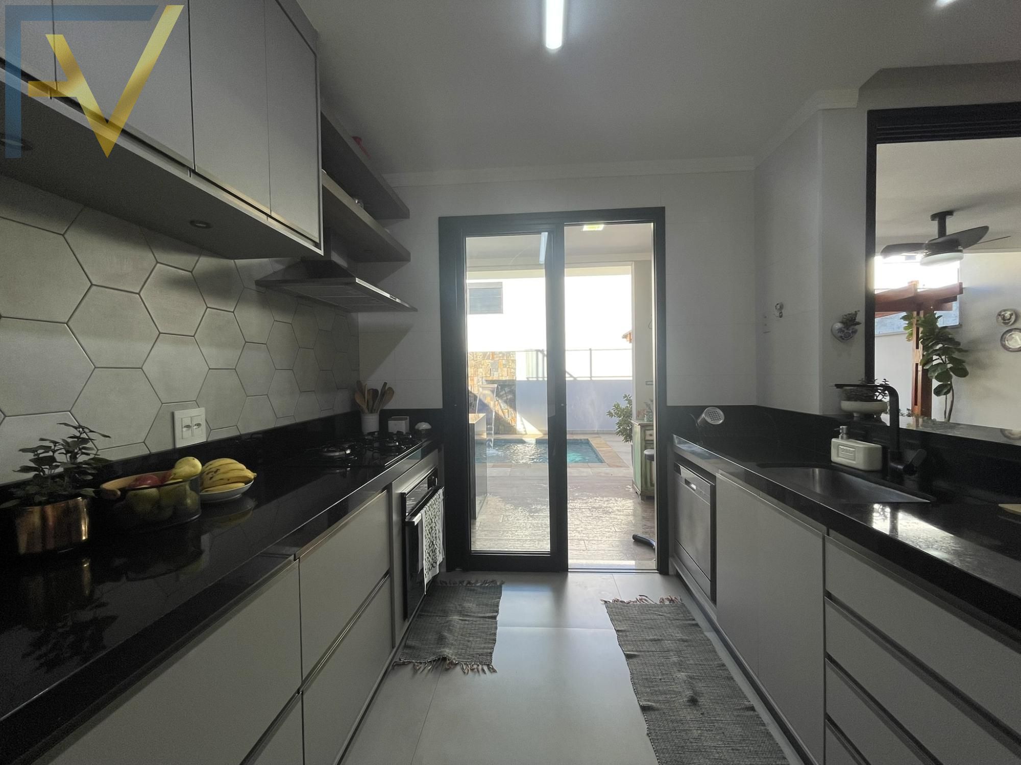 Casa, 3 quartos, 270 m² - Foto 18