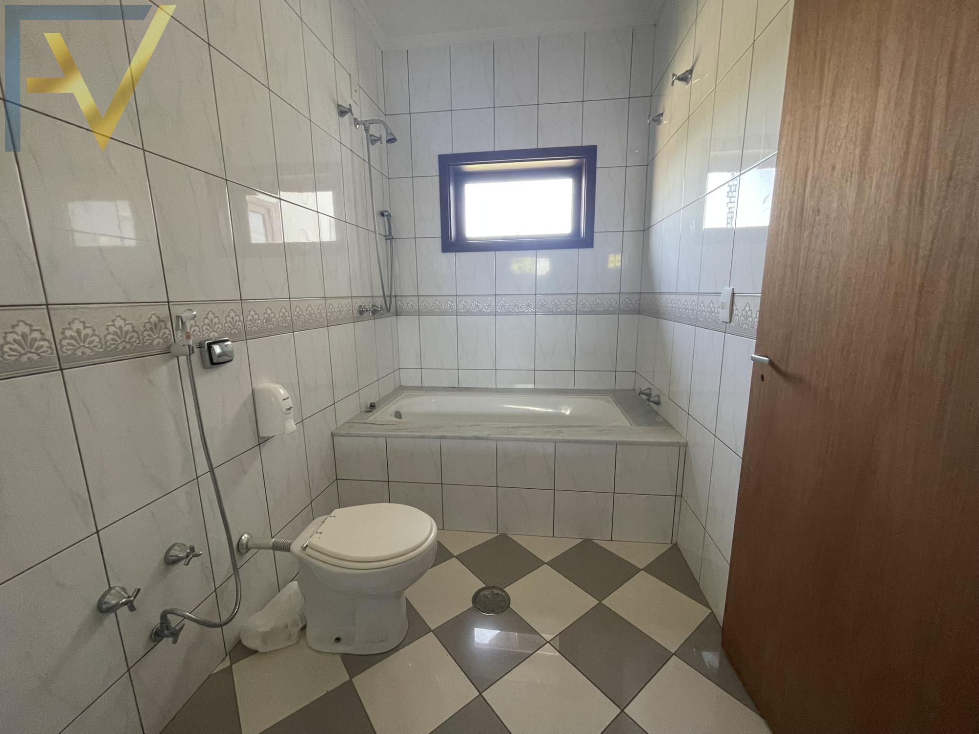 Casa, 4 quartos, 330 m² - Foto 31