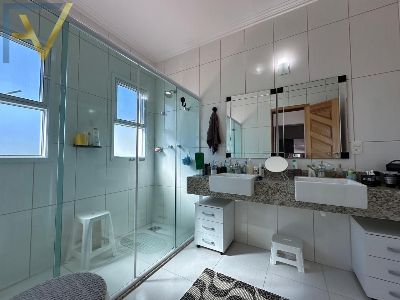 Casa, 4 quartos, 250 m² - Foto 32