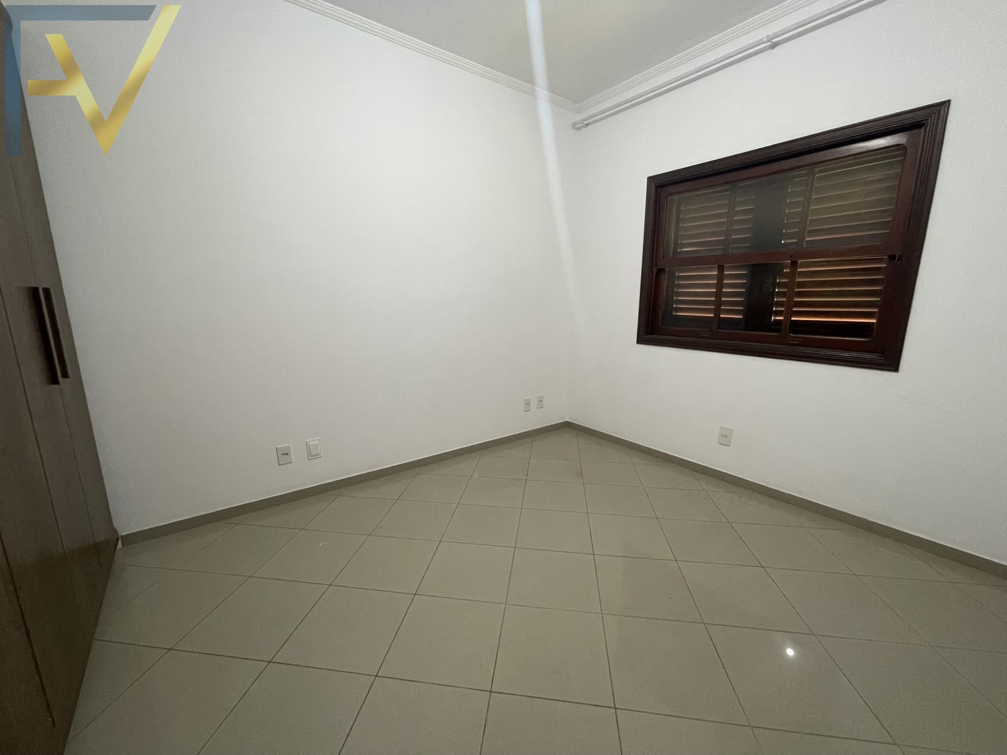 Casa, 4 quartos, 330 m² - Foto 24
