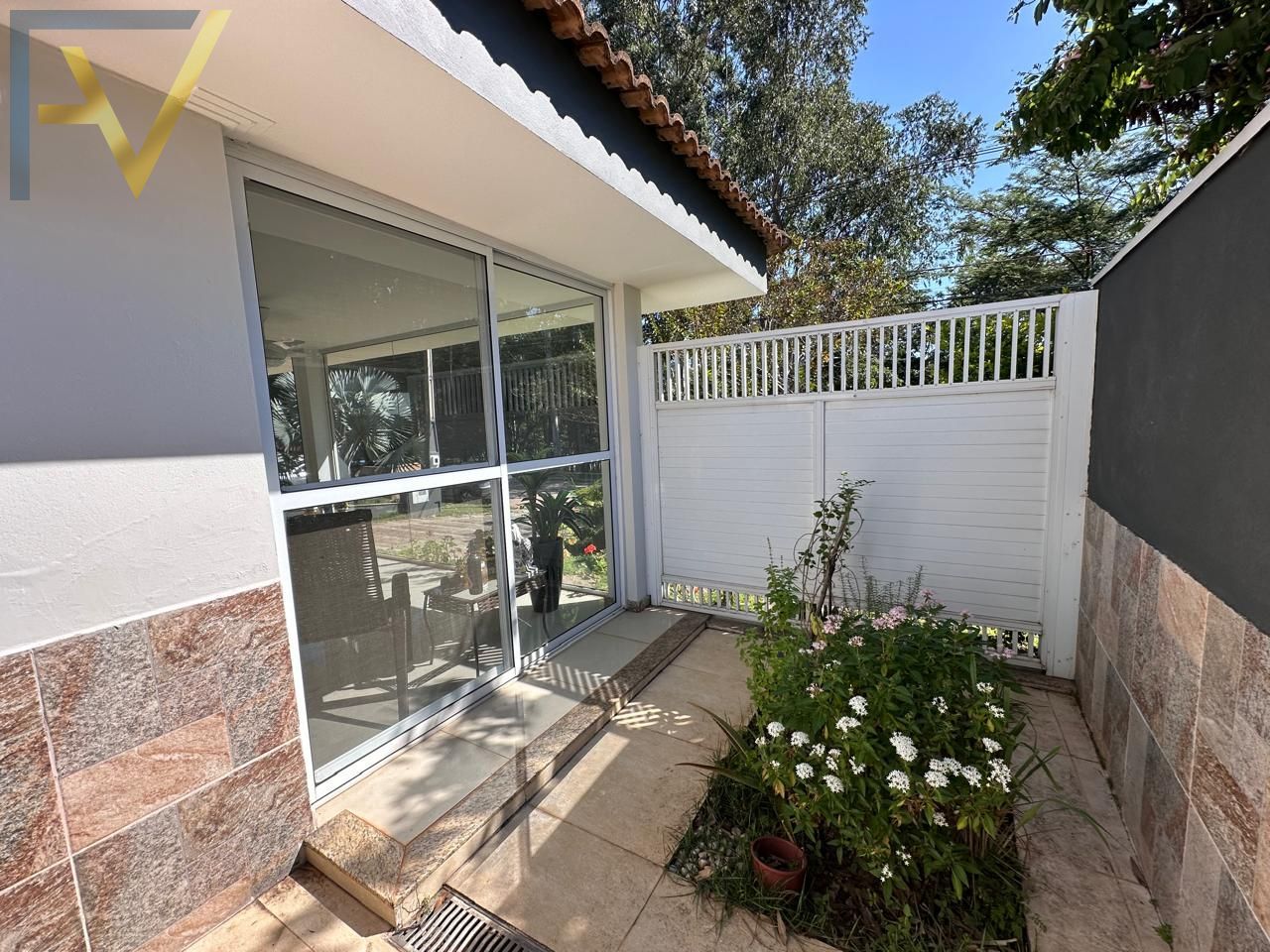 Casa, 4 quartos, 250 m² - Foto 13