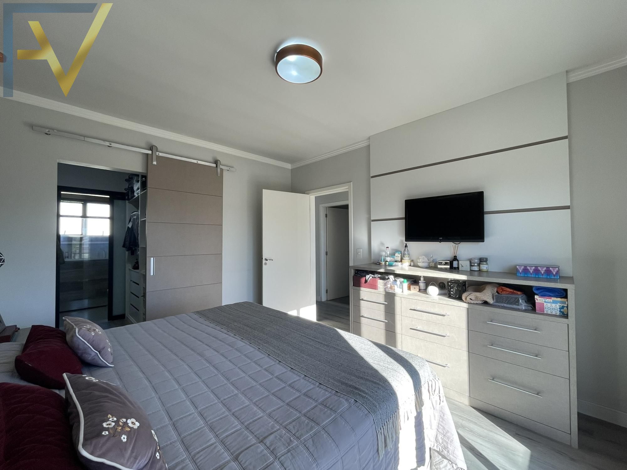 Casa, 3 quartos, 270 m² - Foto 42