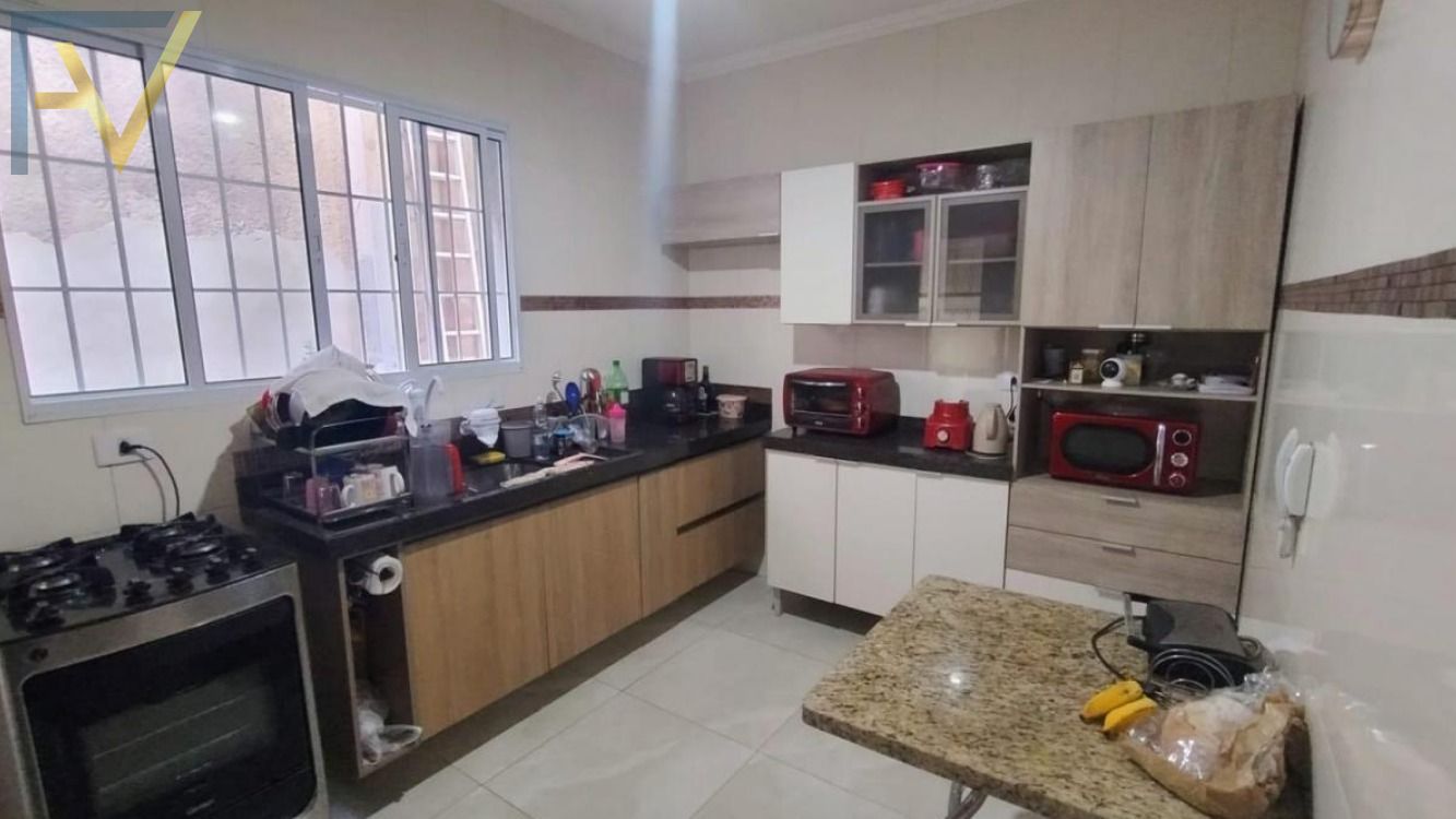 Casa, 4 quartos, 191 m² - Foto 3
