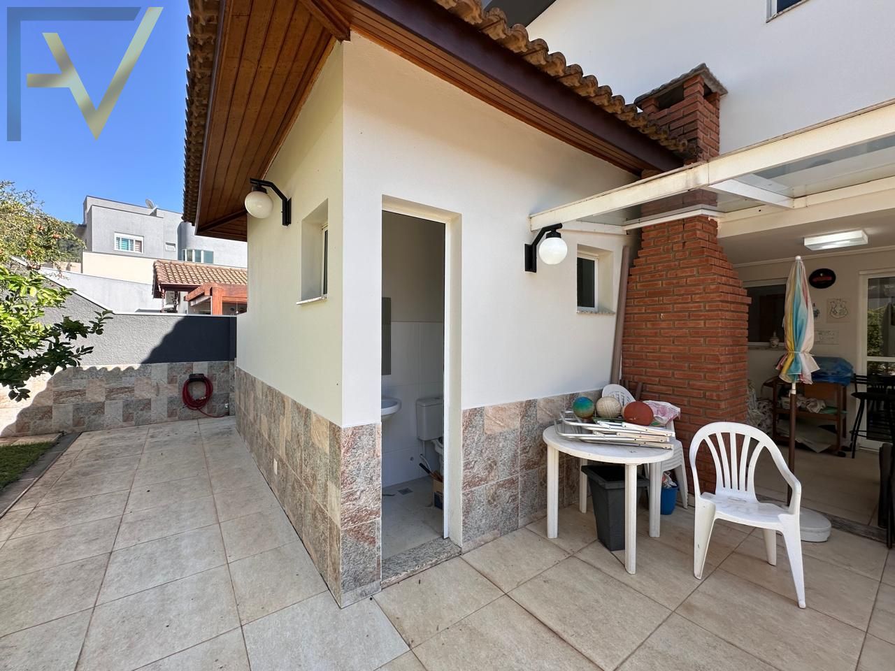 Casa, 4 quartos, 250 m² - Foto 15