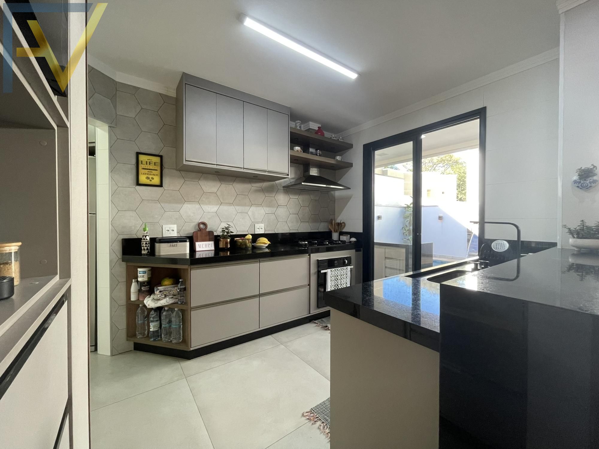 Casa, 3 quartos, 270 m² - Foto 22