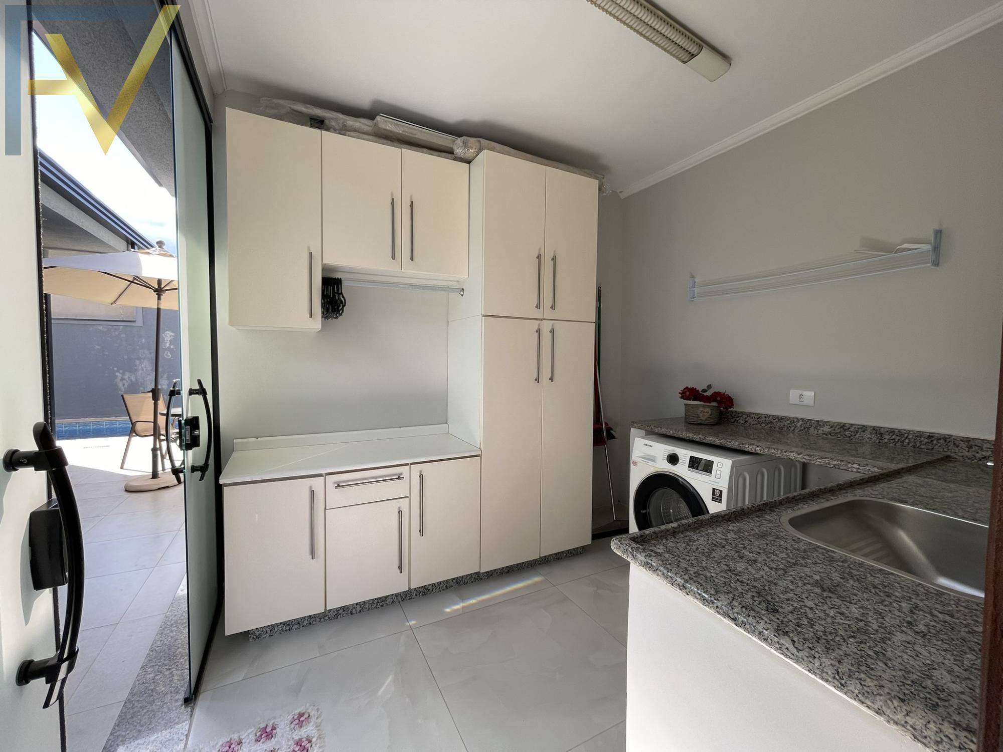Casa, 4 quartos, 265 m² - Foto 17