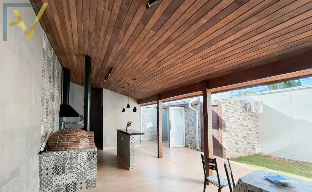 Casa, 4 quartos, 200 m² - Foto 4