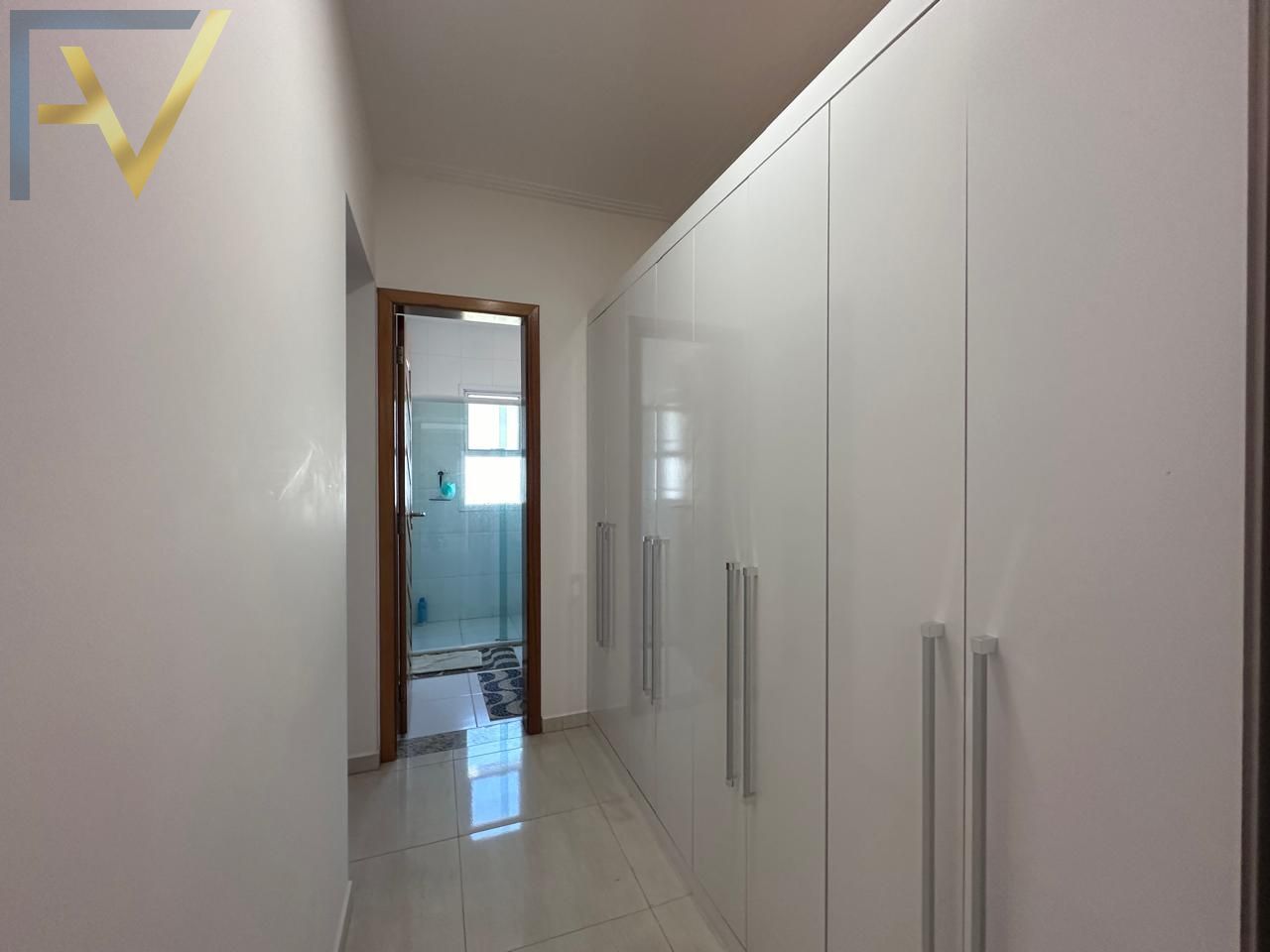 Casa, 4 quartos, 250 m² - Foto 35