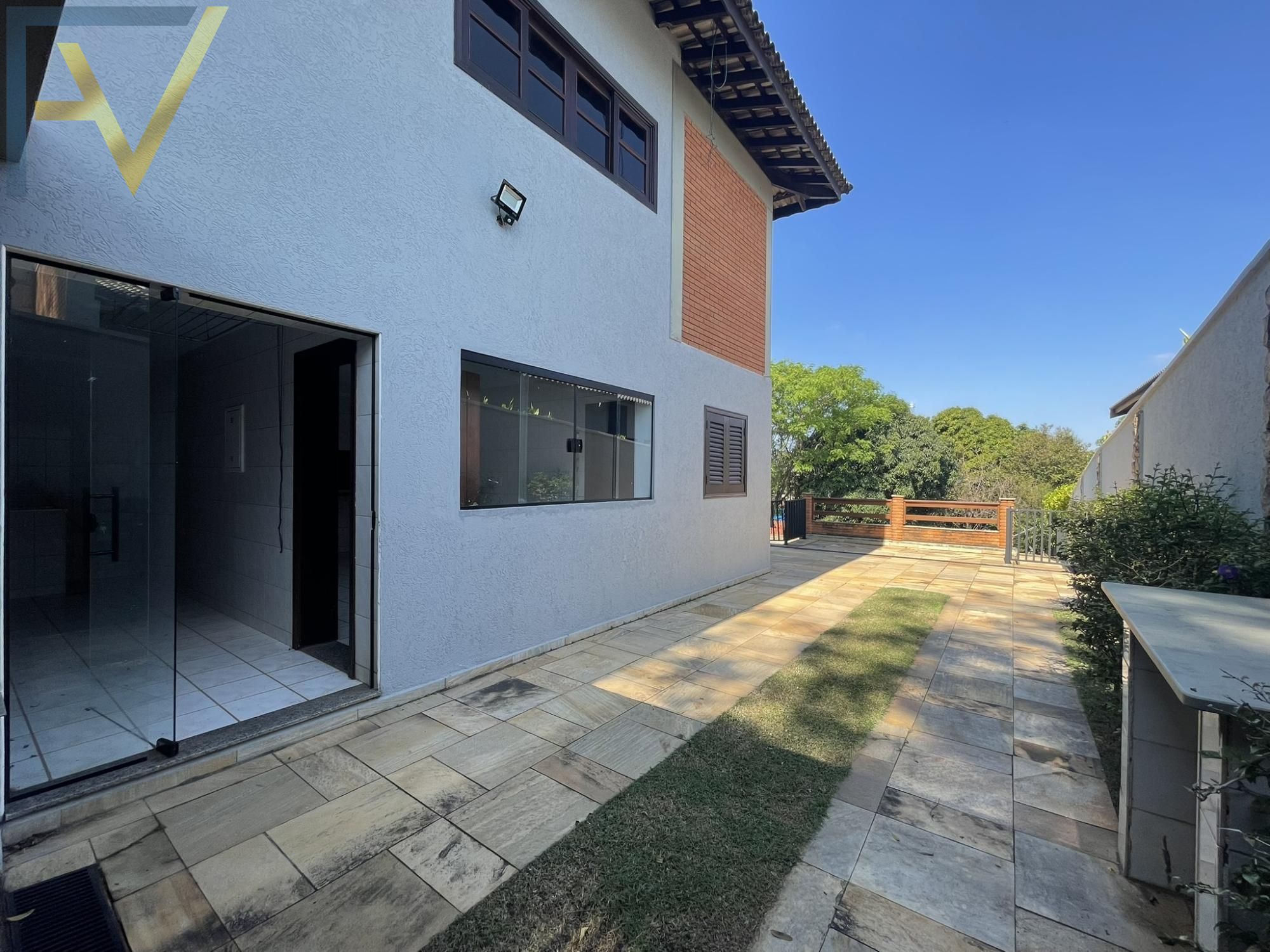 Casa, 4 quartos, 330 m² - Foto 49