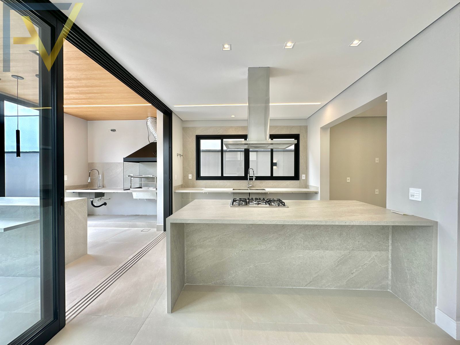 Casa, 3 quartos, 300 m² - Foto 12
