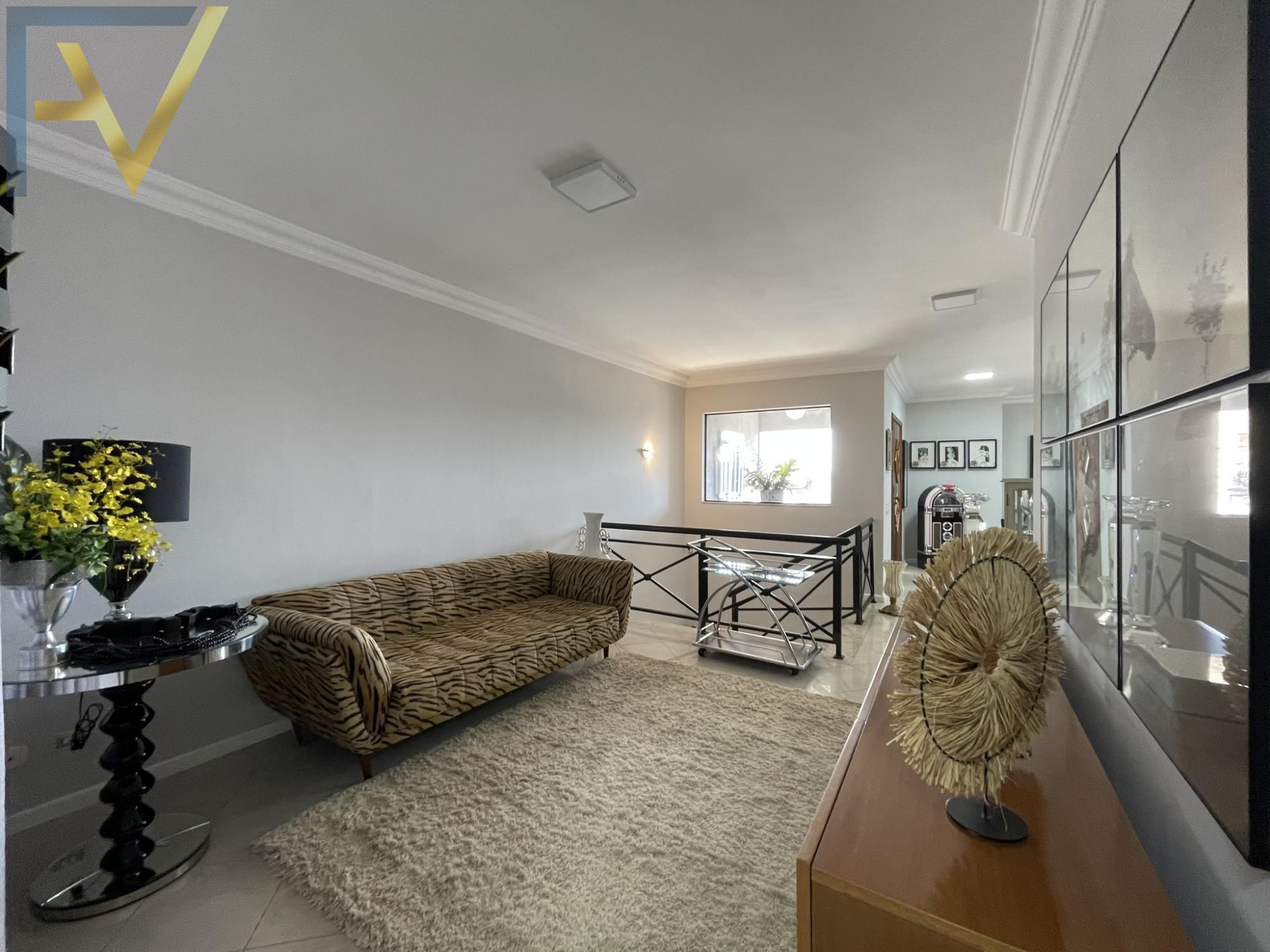 Casa, 4 quartos, 265 m² - Foto 41