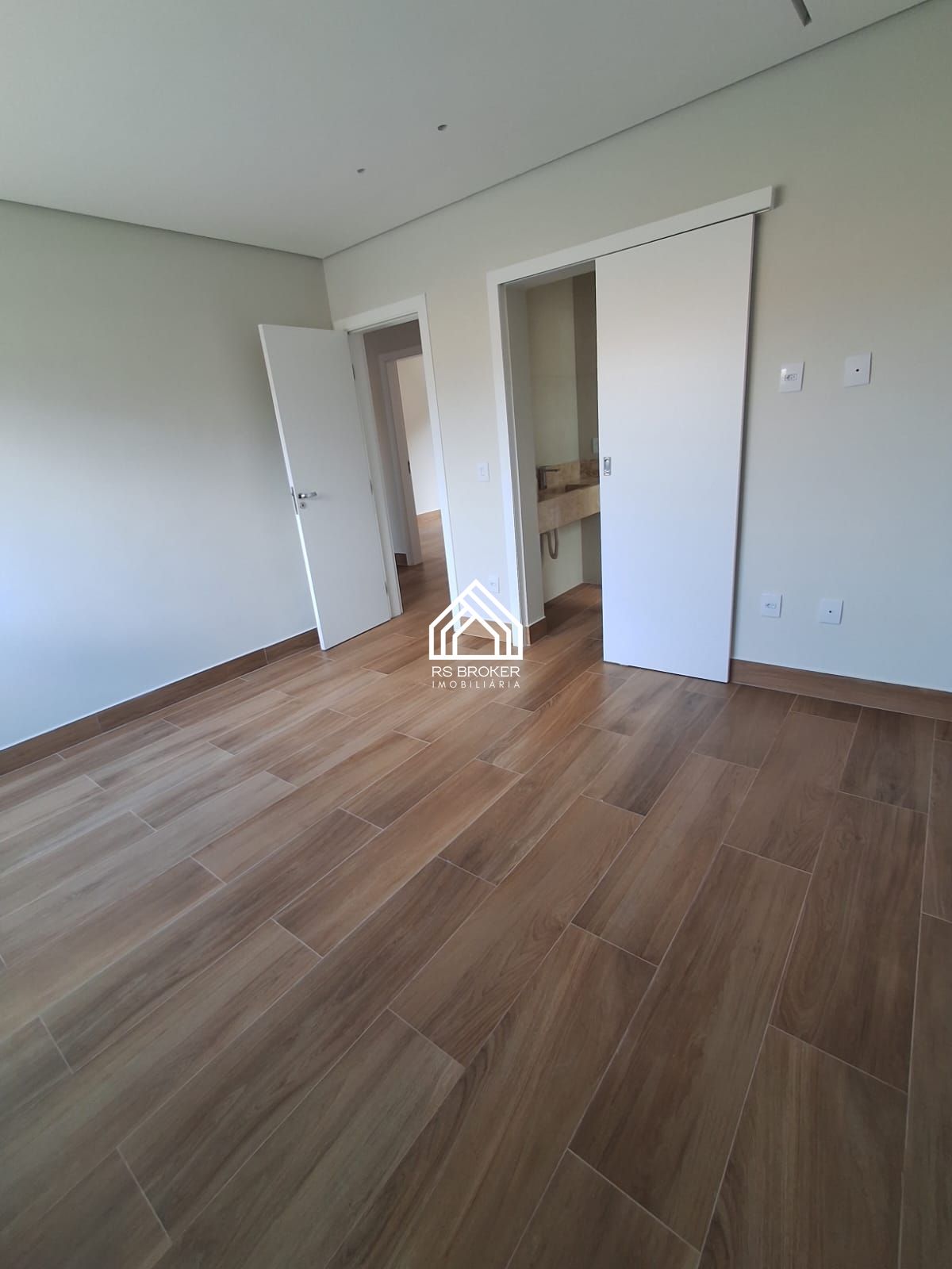 Casa, 4 quartos, 243 m² - Foto 29