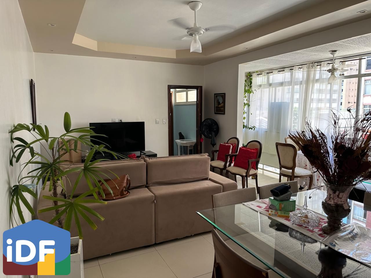 Apartamento, 3 quartos, 140 m² - Foto 1
