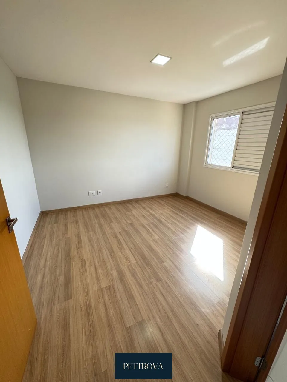 Apartamento com 3 Dormitórios à venda, 104 m² por R$ 780.000,00 Apartamento com 3 Dormitórios à venda, 104 m² por R$ 780.000,00