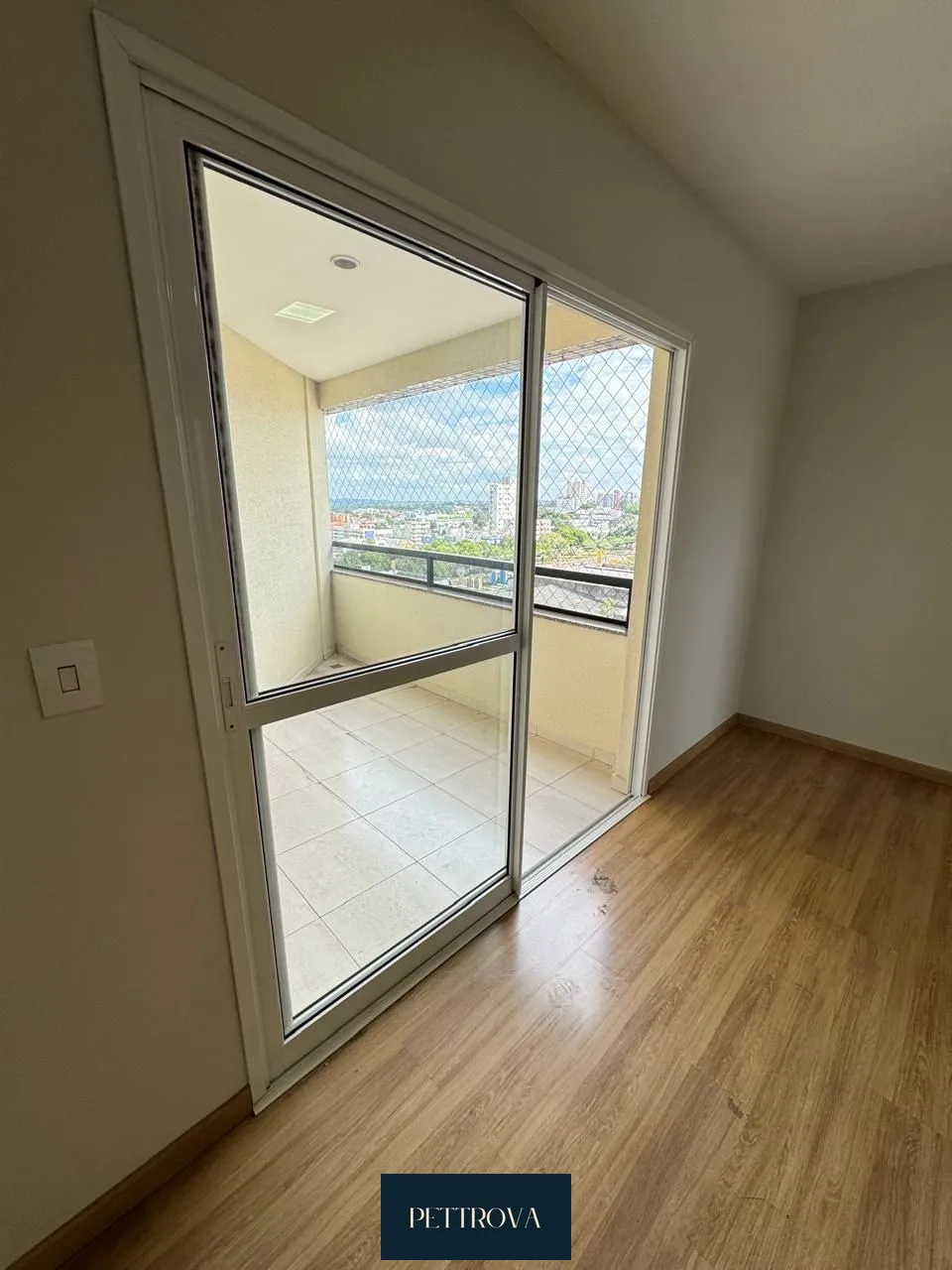 Apartamento com 3 Dormitórios à venda, 104 m² por R$ 780.000,00 Apartamento com 3 Dormitórios à venda, 104 m² por R$ 780.000,00