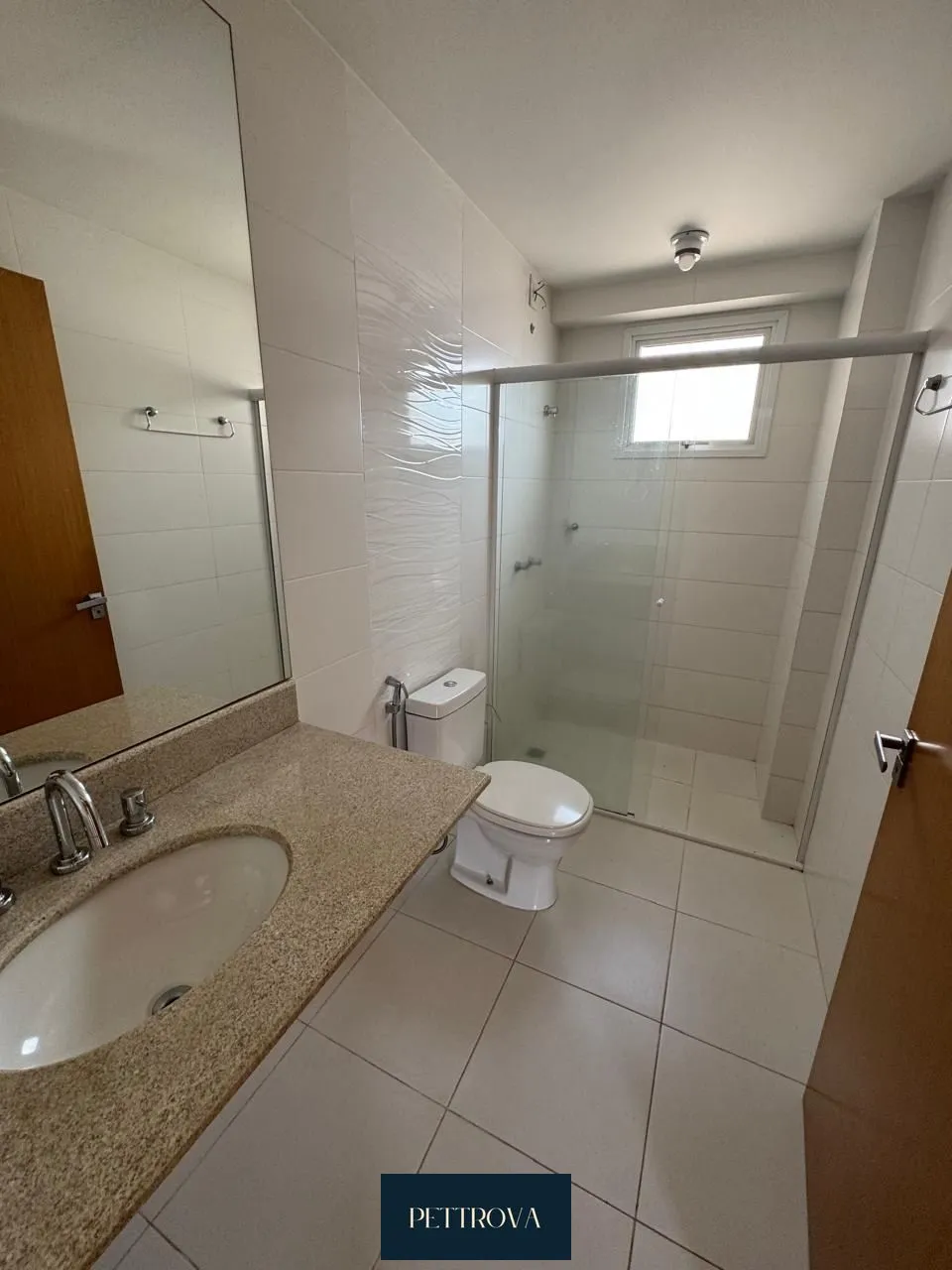 Apartamento com 3 Dormitórios à venda, 104 m² por R$ 780.000,00 Apartamento com 3 Dormitórios à venda, 104 m² por R$ 780.000,00