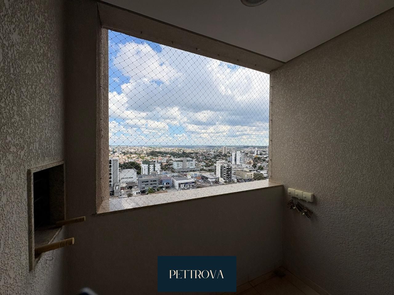 Apartamento 2 dormitórios à venda Centro Cascavel/PR