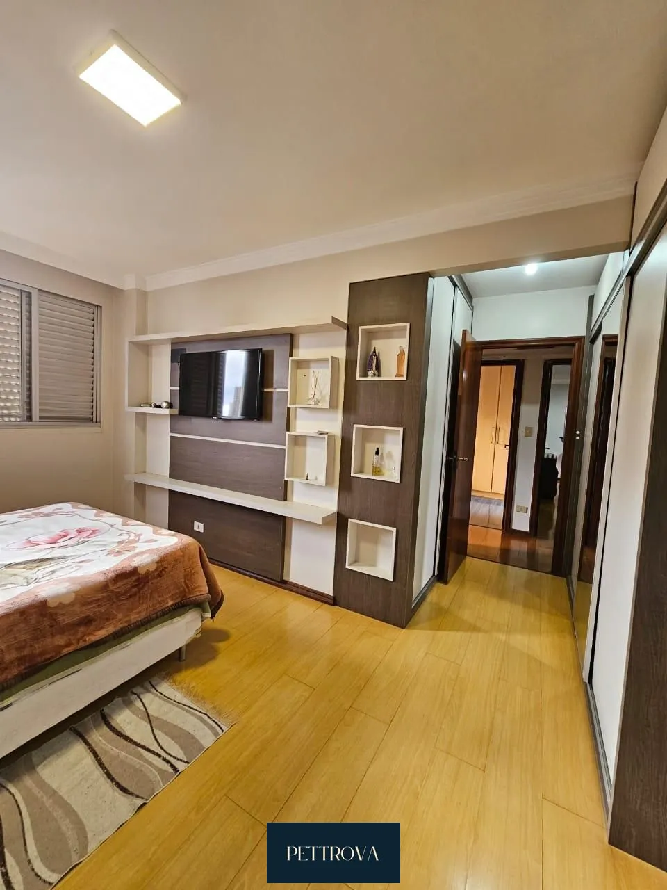 Apartamento com 4 Dormitórios à venda, 129 m² por R$ 680.000,00 Apartamento com 4 Dormitórios à venda, 129 m² por R$ 680.000,00